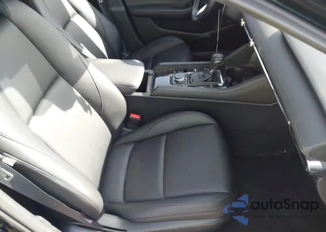 2021 Mazda Mazda3 Preferred из США, поврежденный, VIN JM1BPALL6M1402394